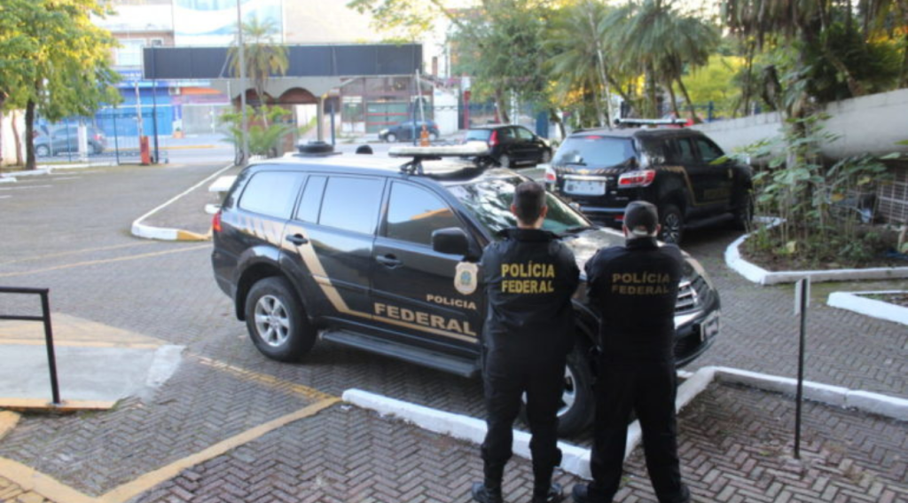 policia-federal-recolhe-documentos-na-prefeitura-de-ubatuba