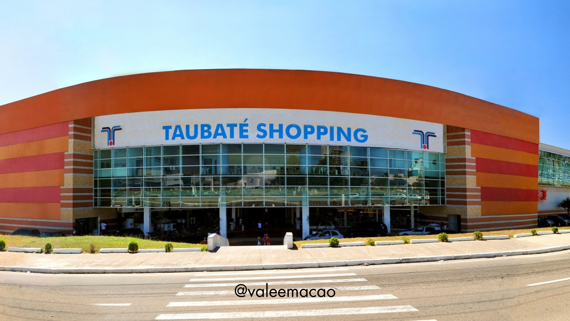 O Taubaté Shopping, um dos principais centros comerciais do Vale do Paraíba, celebra em 2024 seu 35º aniversário, consolidando-se como um local onde compras e experiências se entrelaçam.