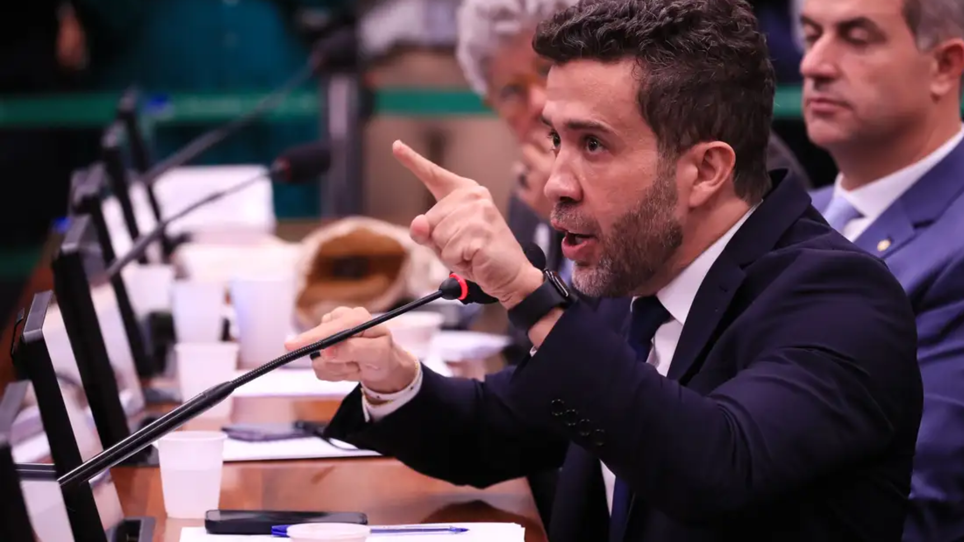 Janones é suspenso por três meses em Conselho de Ética da Câmara