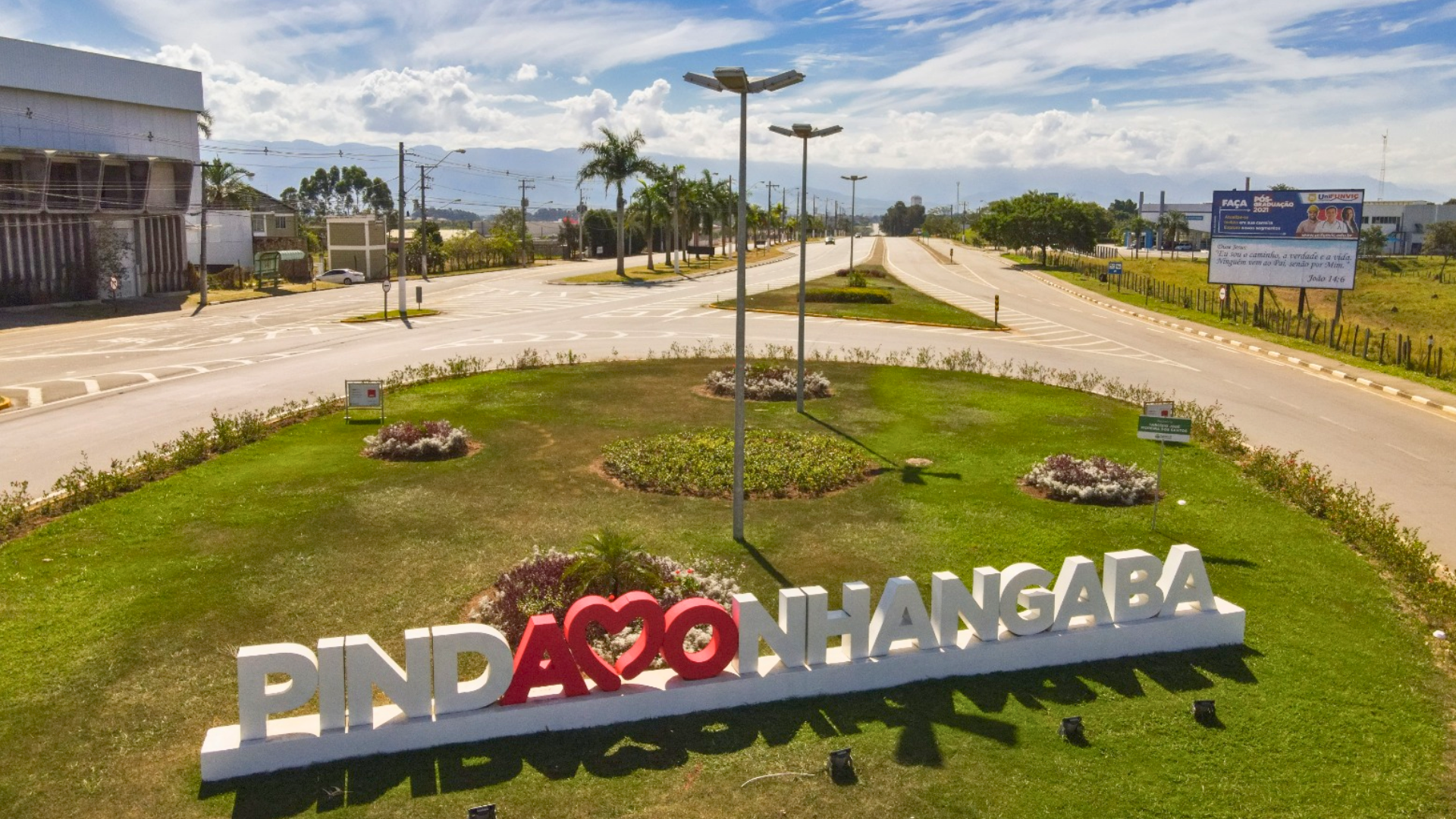 Pindamonhangaba promove 1º Seminário do Conselho dos Direitos da Mulher