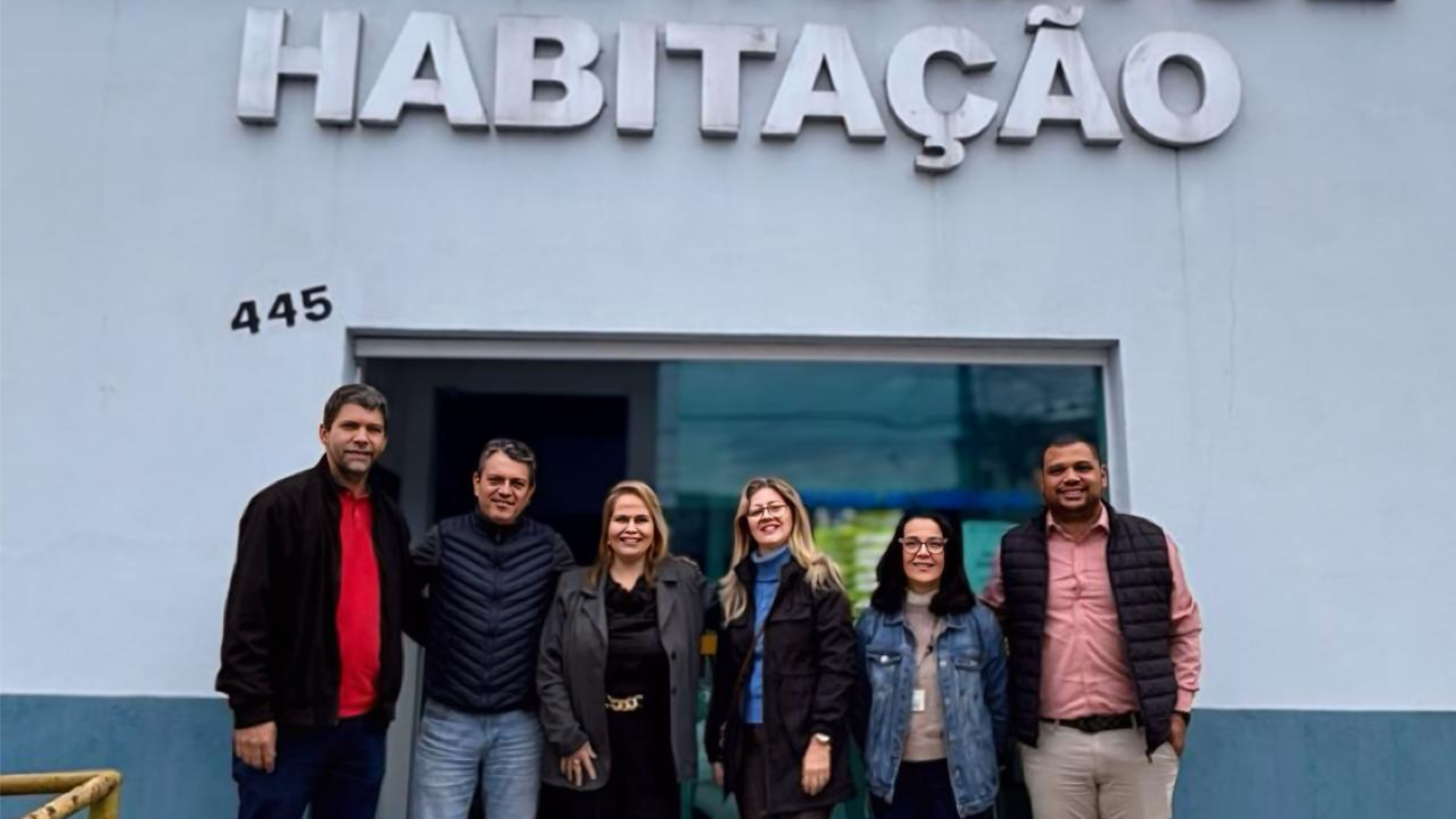 Secretaria de Habitação de Pindamonhangaba recebe representantes de Taubaté para fortalecer políticas públicas habitacionais na região