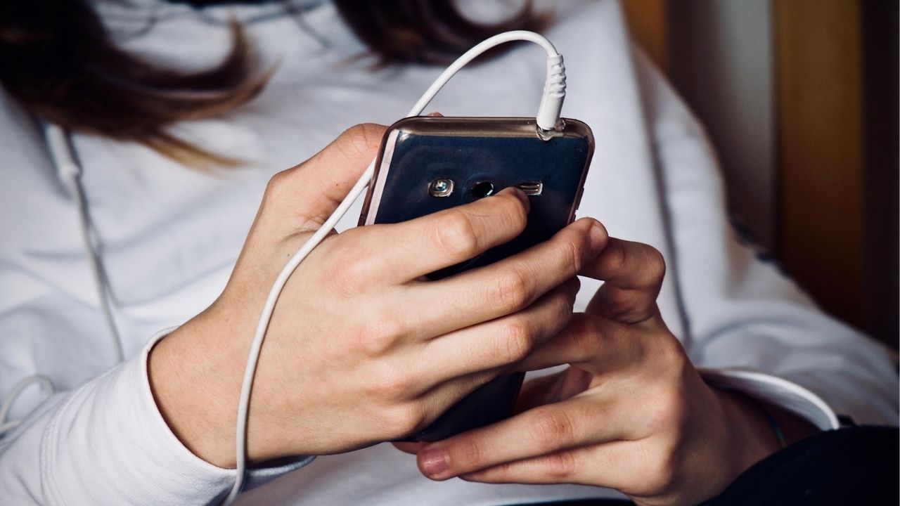 Como a IA está mudando nossas relações e colocando a saúde mental em risco