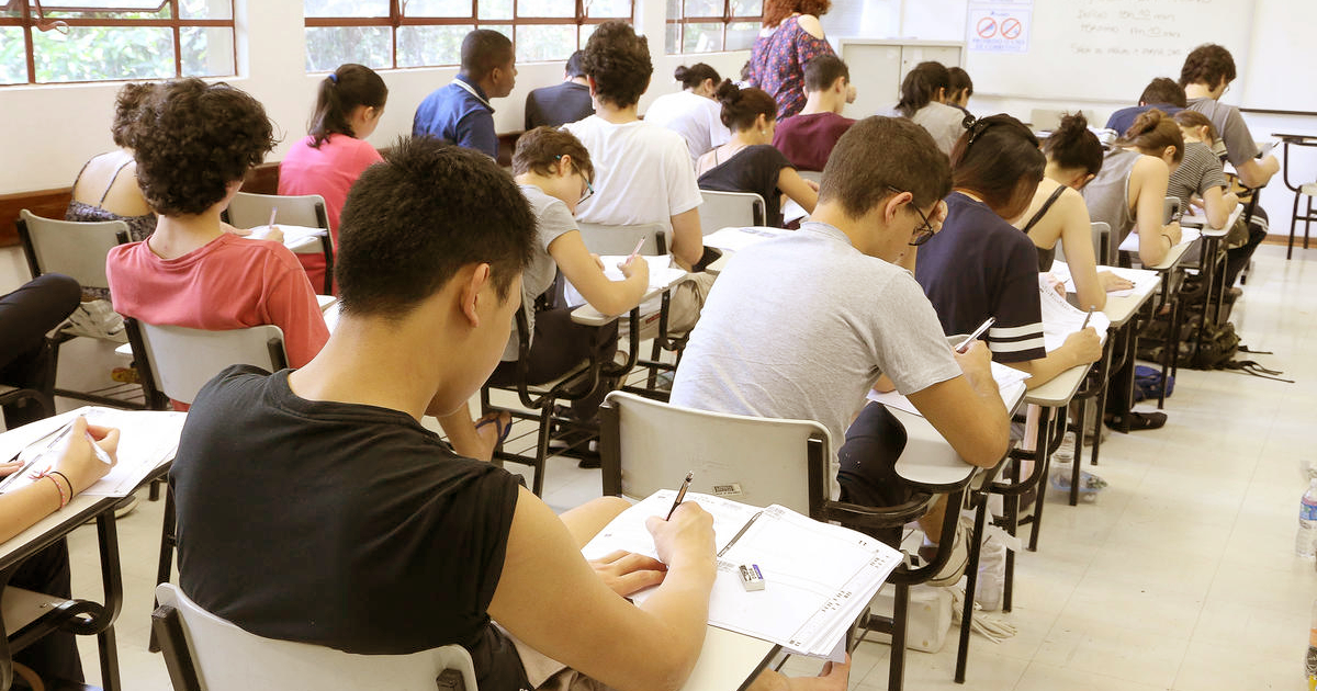 Rodas de conversa com psicólogas, escolha do local de provas: veja novidades da Fuvest 2026