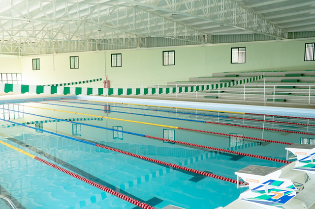 Prefeitura de Ilhabela amplia infraestrutura esportiva e educacional da cidade com nova piscina semiolímpica no PEII Sul
