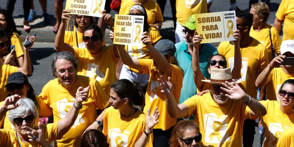 Estudo com dados de 101 países aponta danos do álcool à saúde mental