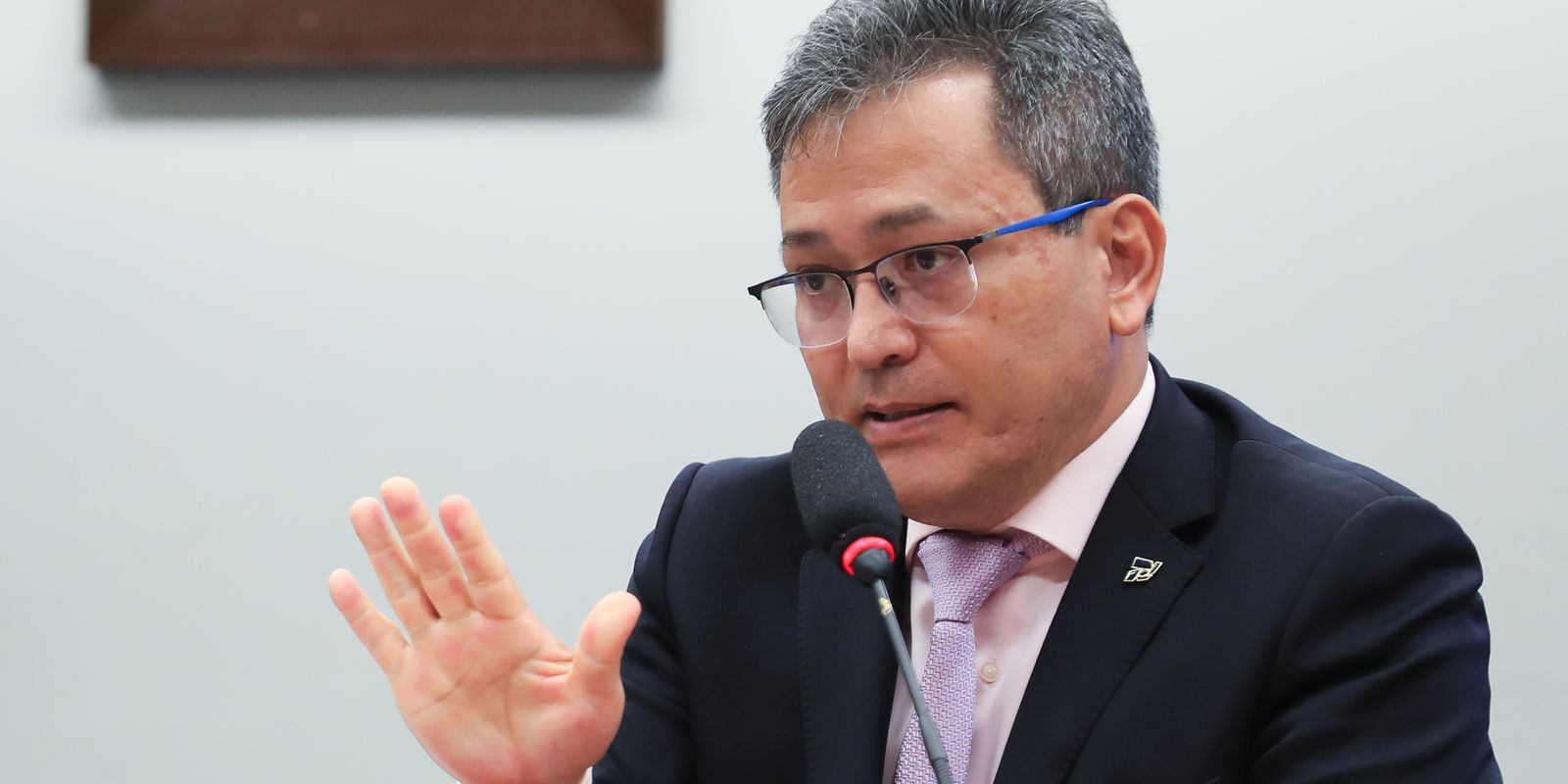 Para secretário da Receita isenção do IR é resgate em favor do povo