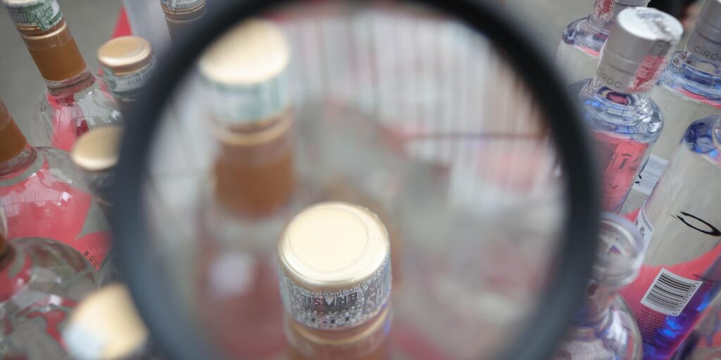 SP confirma mais 3 casos de intoxicação por metanol; total chega a 28