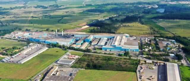 Novelis discute com Prefeitura as melhorias em infraestrutura