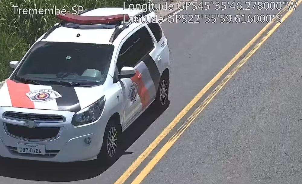 Viaturas falsas usadas em gravações da série “Tremembé” geram apreensão em Tremembé-SP