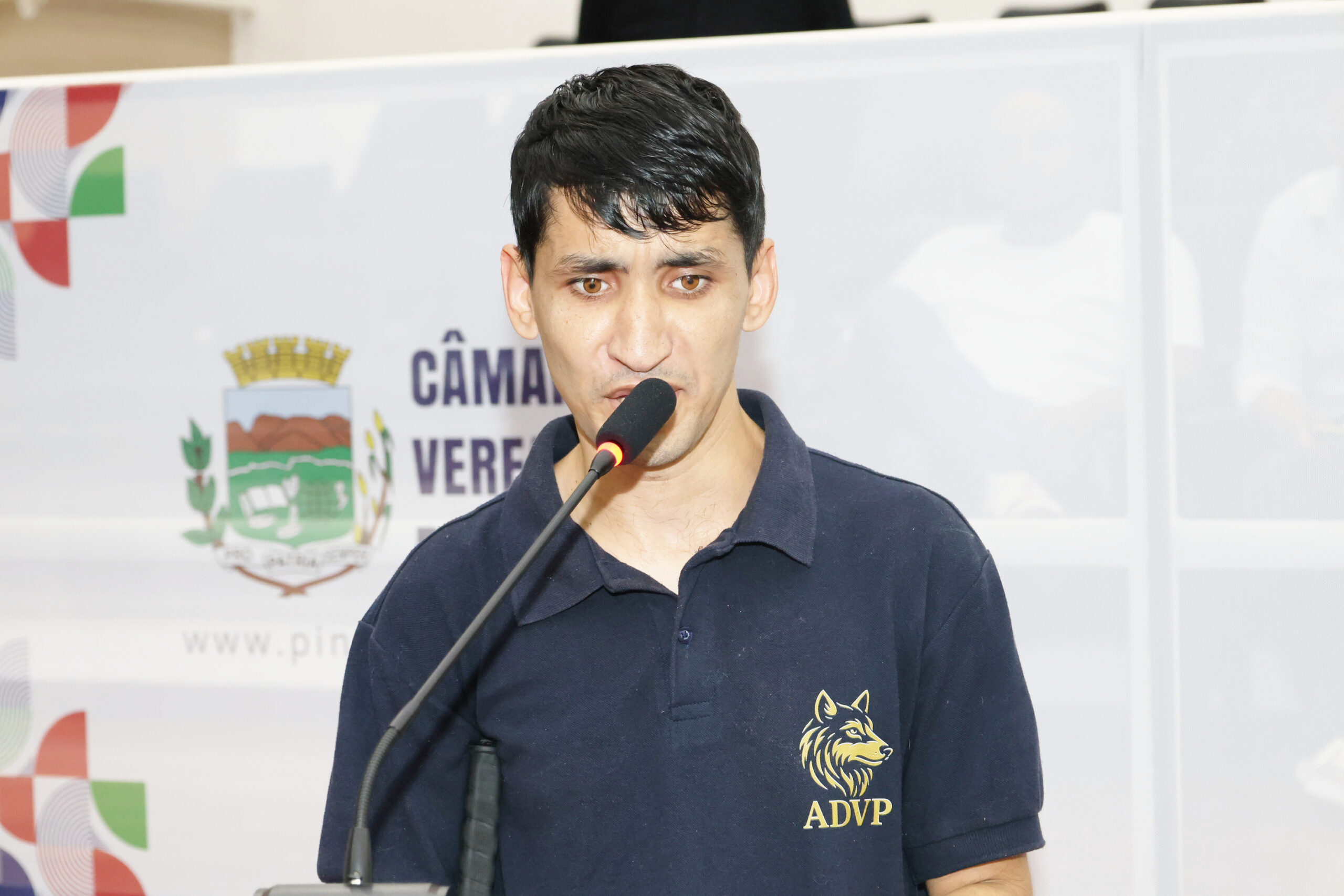 Projeto aprovado na Câmara estabelece que Pindamonhangaba forneça pulseira de identificação para pacientes com ‘doença de Alzheimer’