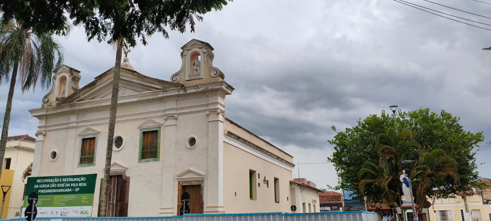 Pinda preserva patrimônio com restauro das igrejas São José e Matriz