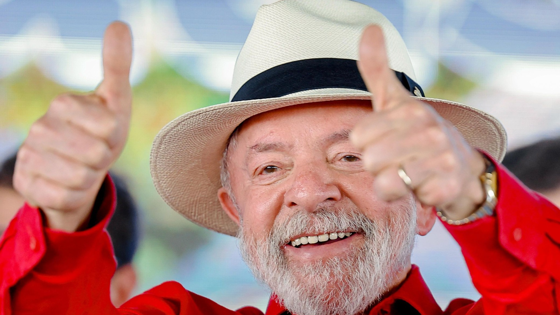 Governo Lula libera R$ 1 milhão para escola de samba que homenageará o próprio presidente no Carnaval