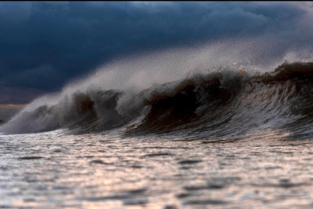 Ressaca com ondas de até 3 metros coloca Ubatuba em alerta – Prefeitura Municipal de Ubatuba