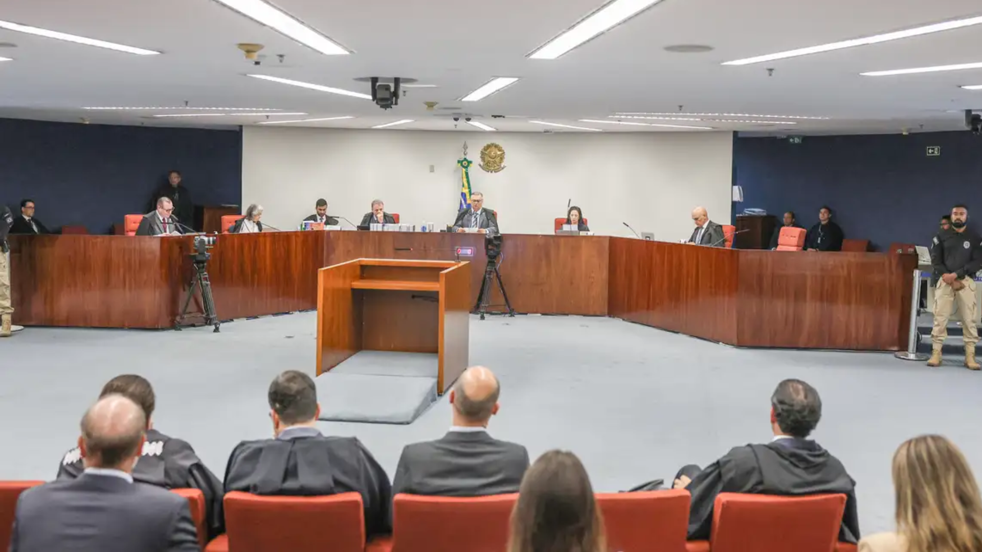 Por unanimidade, STF condena assassinos de Marielle e Anderson