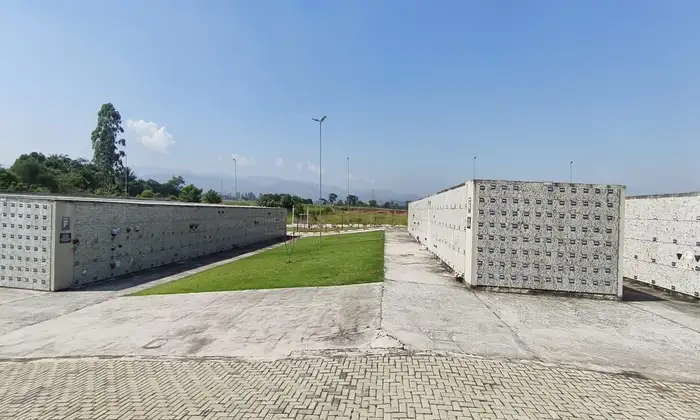 cemitério de Moreira César