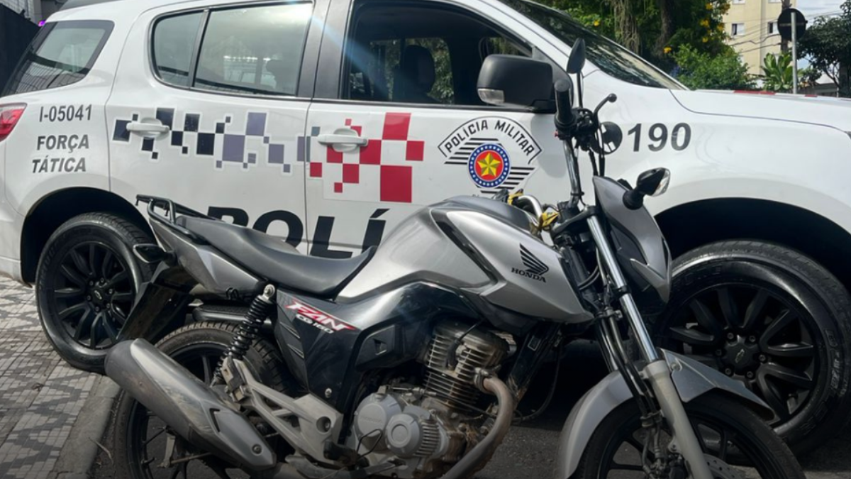 Polícia Militar Prende Criminosos por Furto de Motocicleta em Taubaté