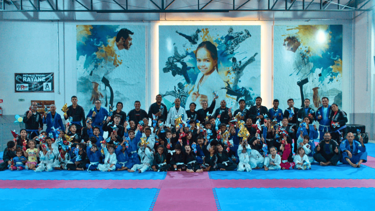 Ação beneficiou cerca de 200 crianças atendidas pela iniciativa no bairro Maricá